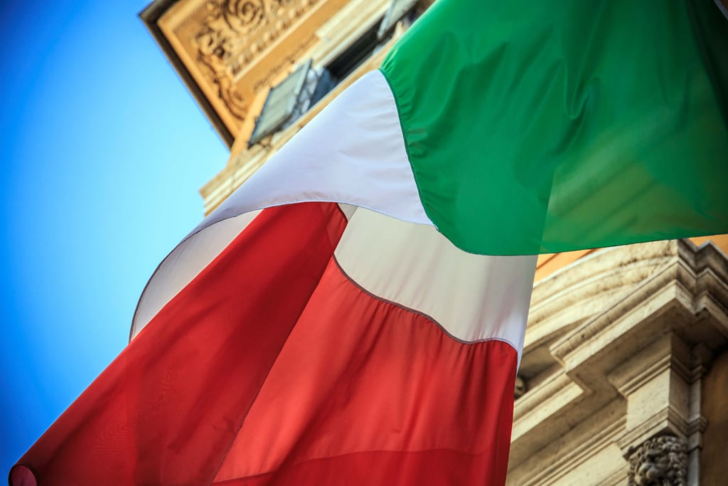 Ma anche loro cantano “fratelli d’Italia”