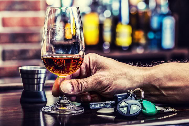Perché i morti a causa dell’alcol non fanno notizia?