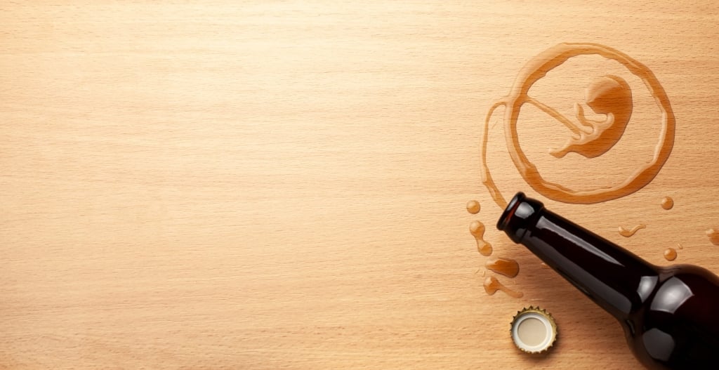 Alcol e gravidanza: 5 cose da sapere sulla sindrome feto-alcolica