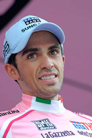 I campioni del Giro: &#8220;Tagliamo il traguardo senza fumo&#8221;