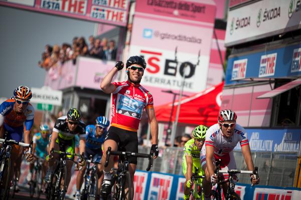 la medicina al giro d&#8217;ItaliaAllergie da pollini: una vera insidia per i ciclisti del Giro e non solo
