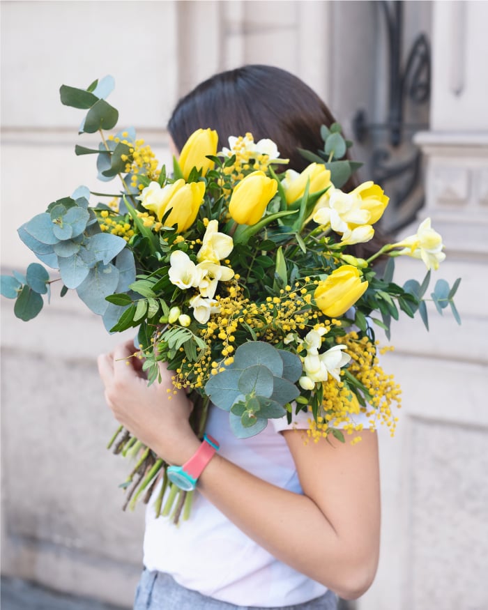 Con Colvin puoi regalare un mazzo di fiori e sostenere la ricerca