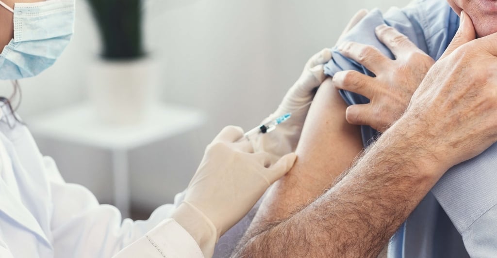 Il decalogo per proteggere gli over 65 dall&#8217;influenza