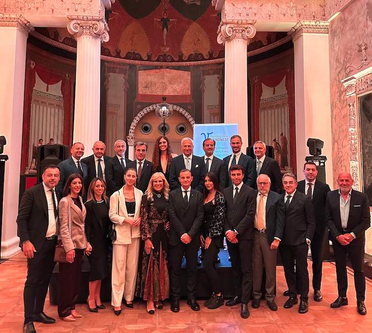 foto-di-grupposponsors-marina-ciaravolo-paolo-veronesi_1