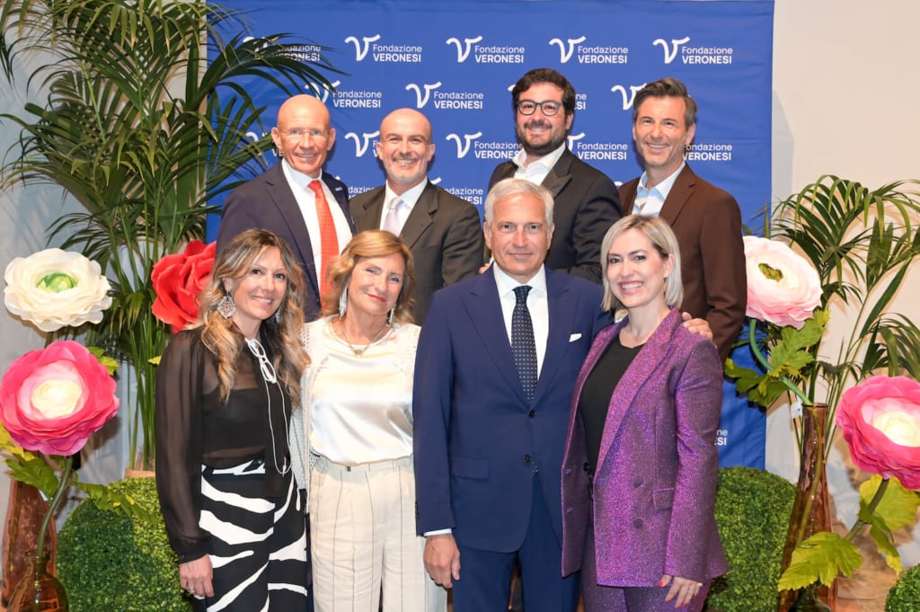 paolo-veronesi-e-delegati-brescia-1