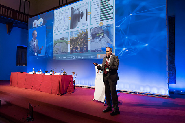 365416239741789807e66z