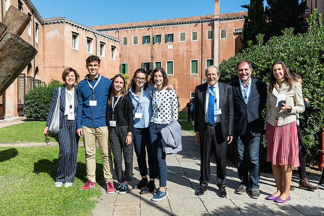 3658205220310632ed414z