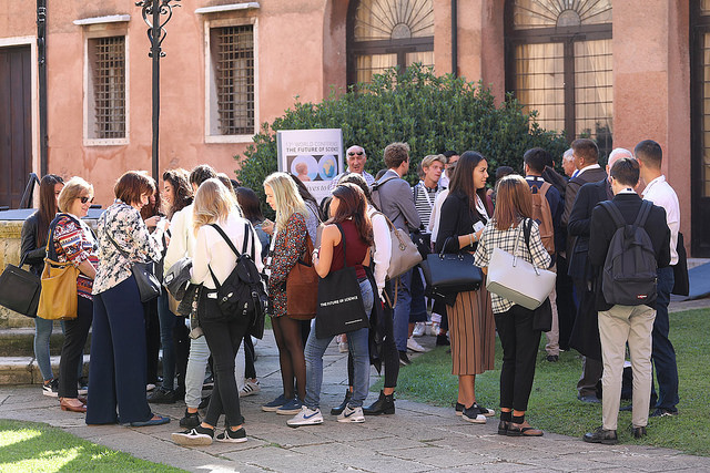 3718525361627834b2992z