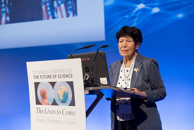 37204569286e58c4fb8d3z