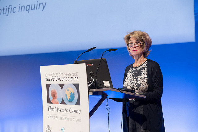 372515325116e168fc7dfz