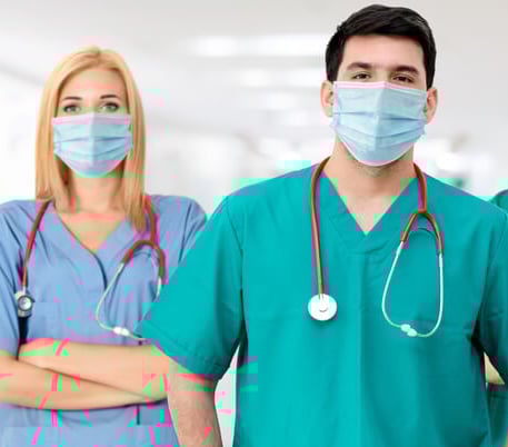 L’obbligo vaccinale per gli operatori sanitari è giusto