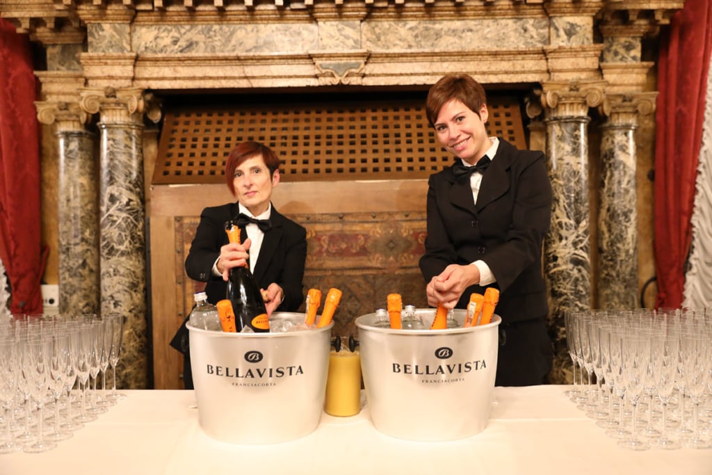 0037-fuv37272624294o