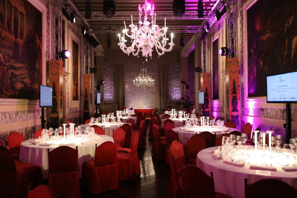 0038-fuv26206102639o_1