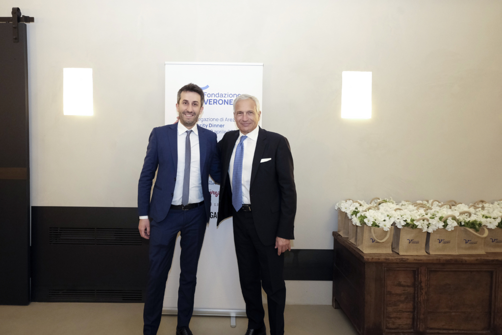 paolo-veronesi-con-valerio-ciccone-ricercatore-sostenuto-dalla-delegazione-nel-2023