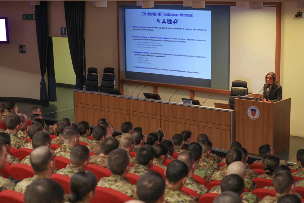 2_Intervento della Dott.ssa Elena Dogliotti presso la Scuola Sottufficiali dell’Esercito