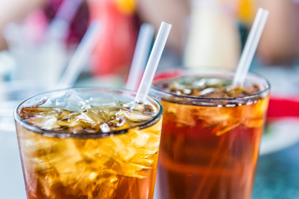 Caffé, té, bibite zuccherate: quale bevanda scegliere?